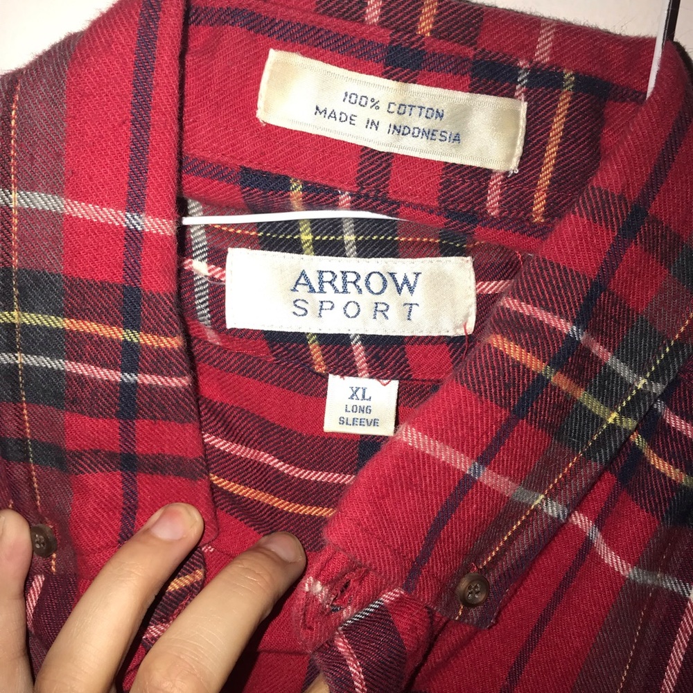 Flannel. - Picture 2 of 2